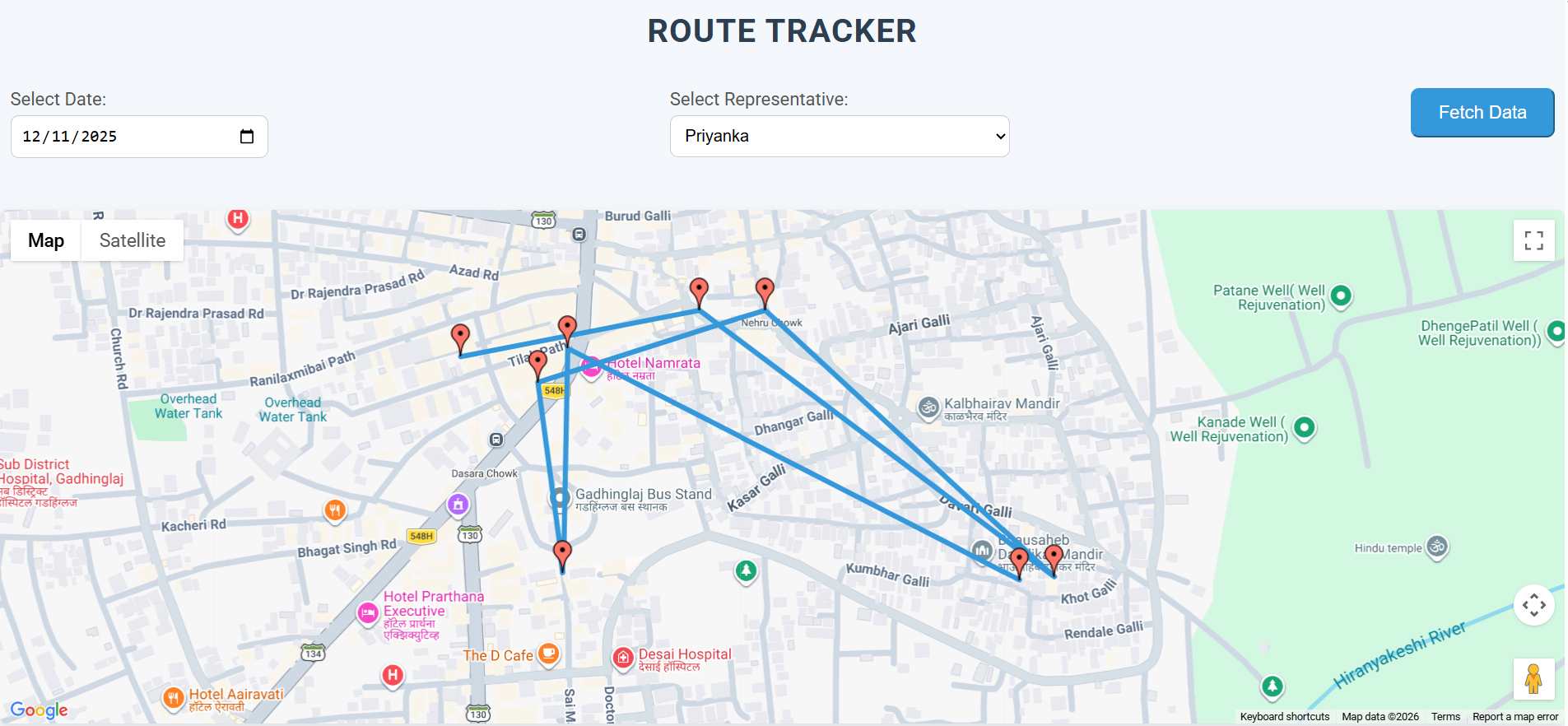 Live GPS route tracker showing technician position history with stop durations across the day